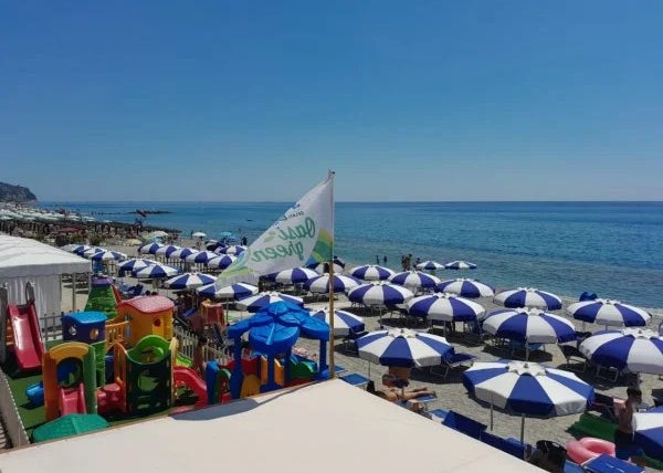 <pre>PIETRA LIGURE (SV)</pre>BAGNI  MILANO