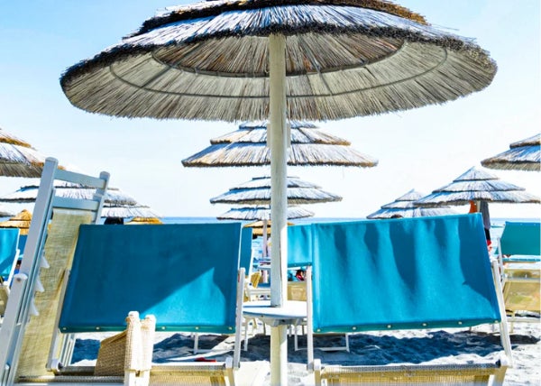 <pre>PIOMBINO (LI)</pre>BAGNO SKIUMA